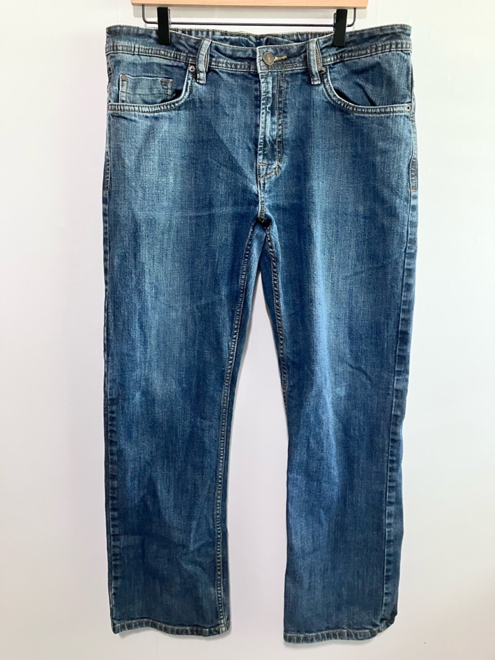 Buffalo Medium Wash Straigh Leg Jeans SIze 36x30